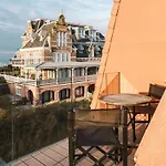 Strandhotel Duinheuvel