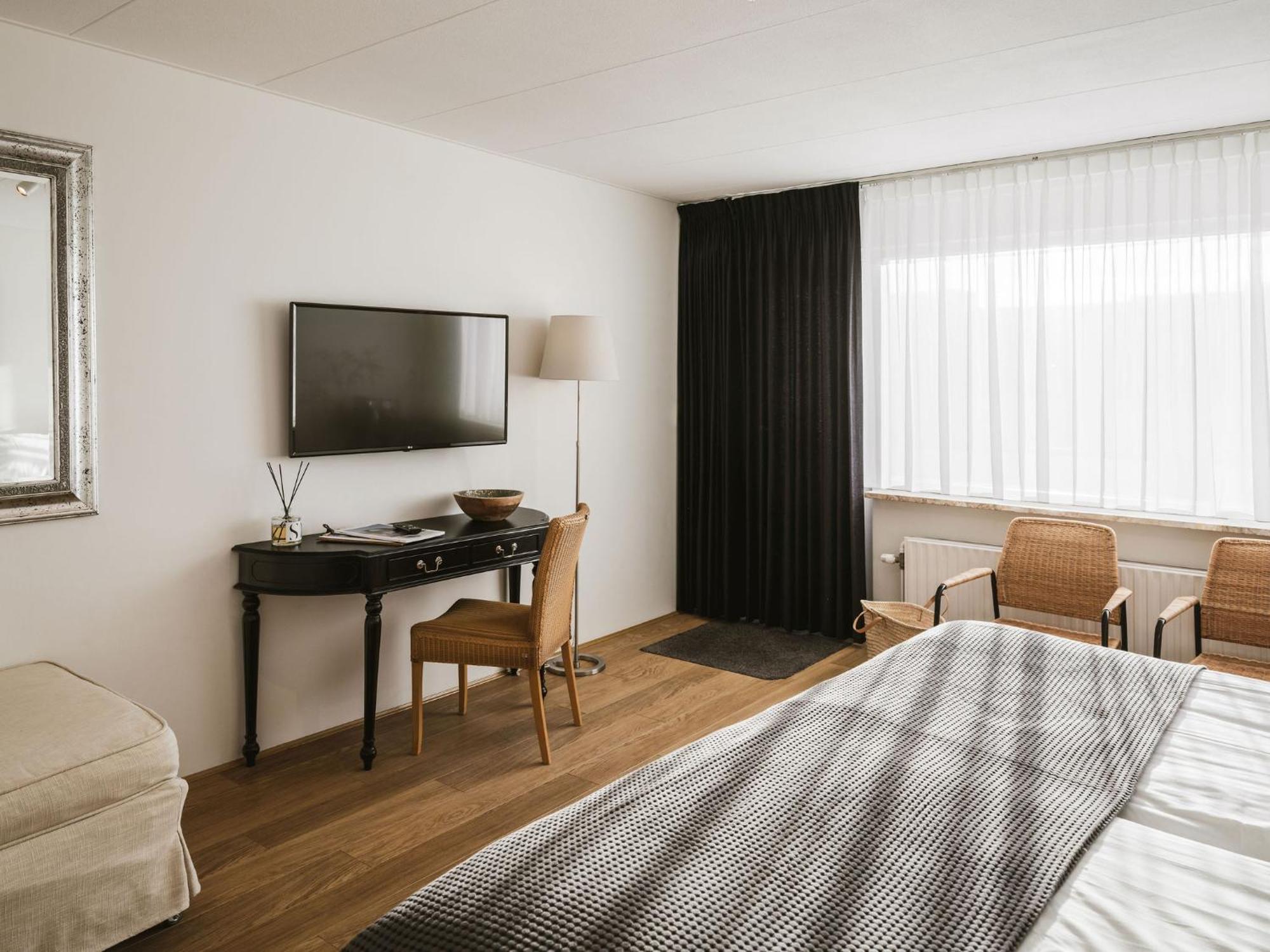 Strandhotel Duinheuvel Hotel 3*